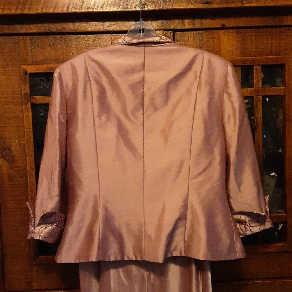 Cachet Violet Lustre Blazer and Dress (TALL) Set - Picture 7 of 11